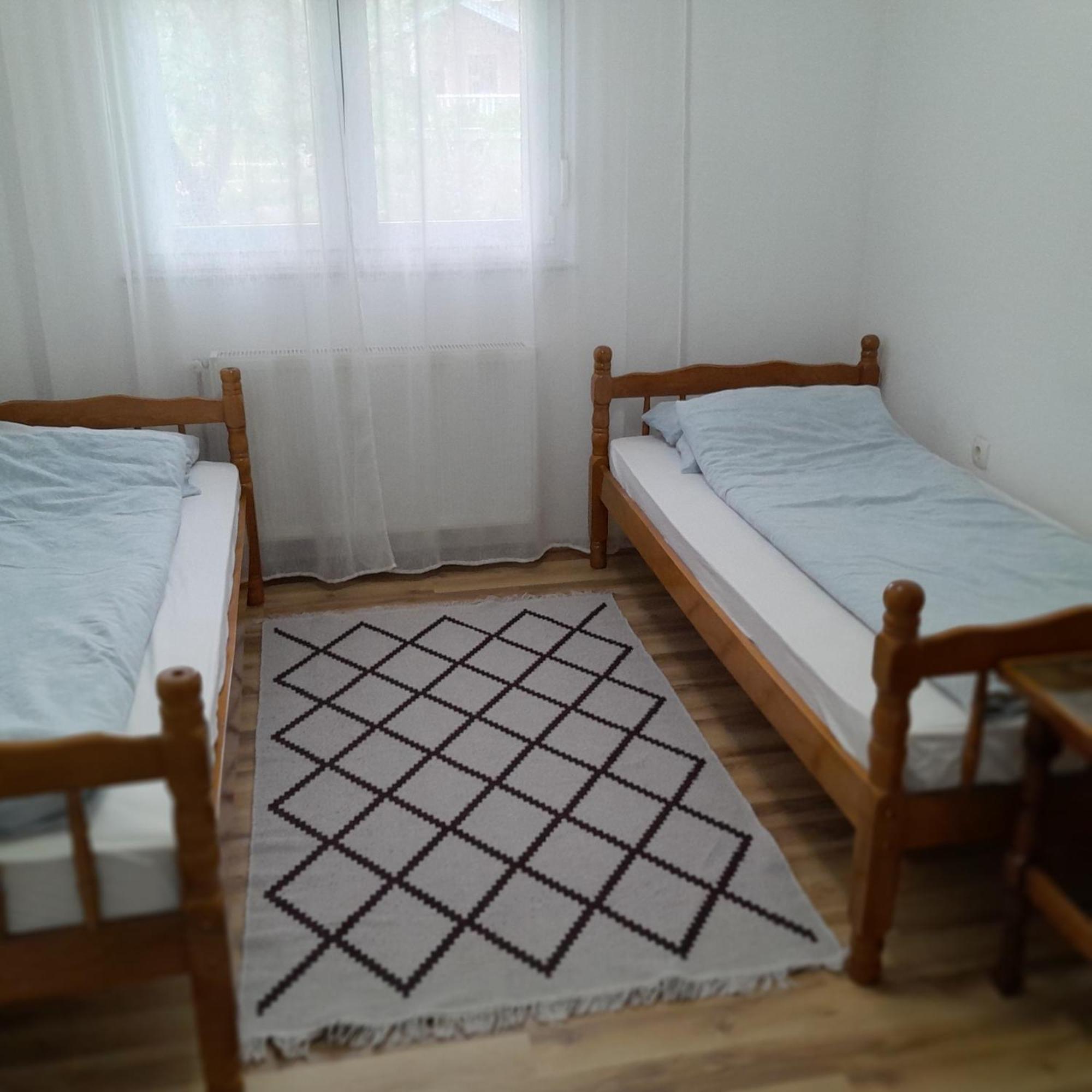 Emina Appartement Mostar Buitenkant foto